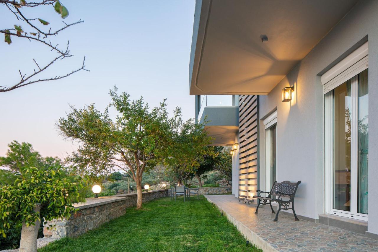 Aparthotel Pietra Di Mare Petres  Zewnętrze zdjęcie