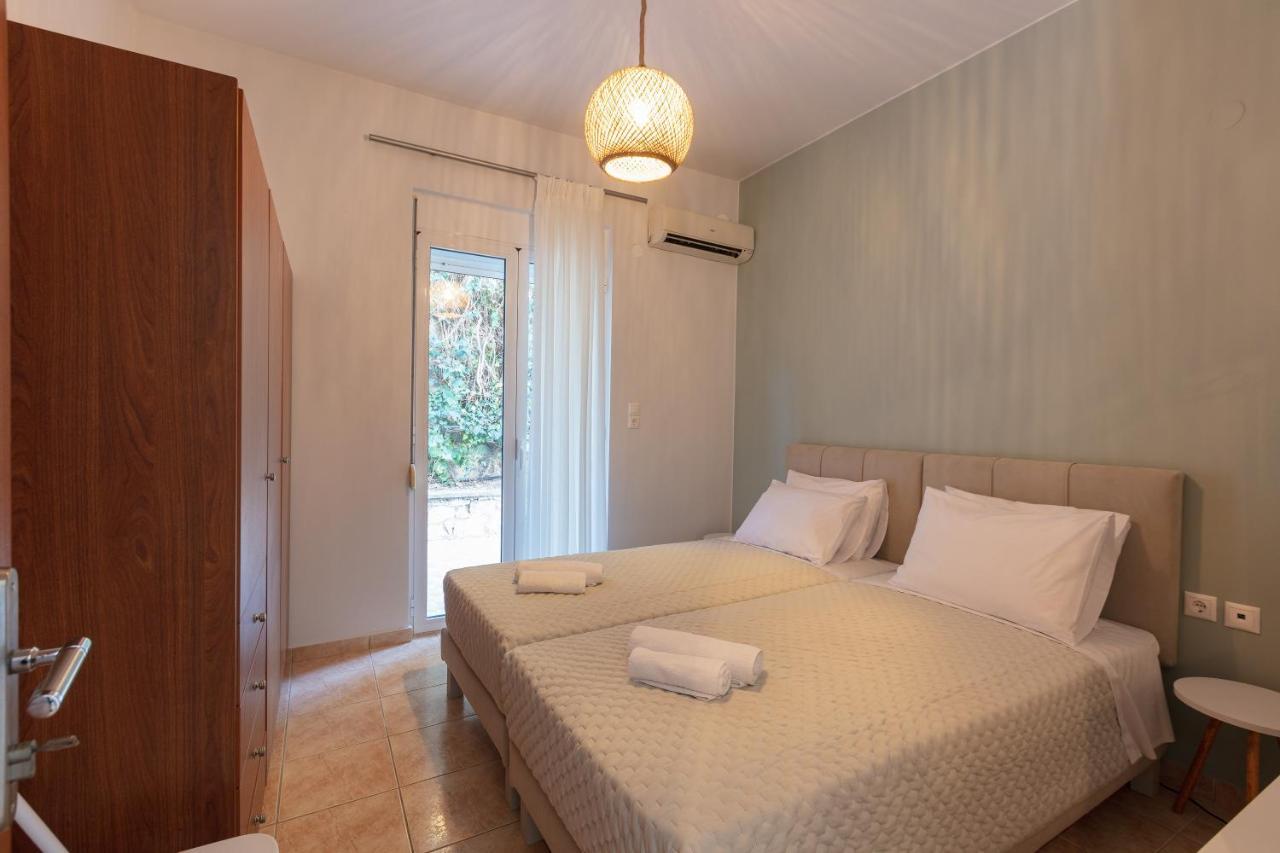 Aparthotel Pietra Di Mare Petres  Zewnętrze zdjęcie