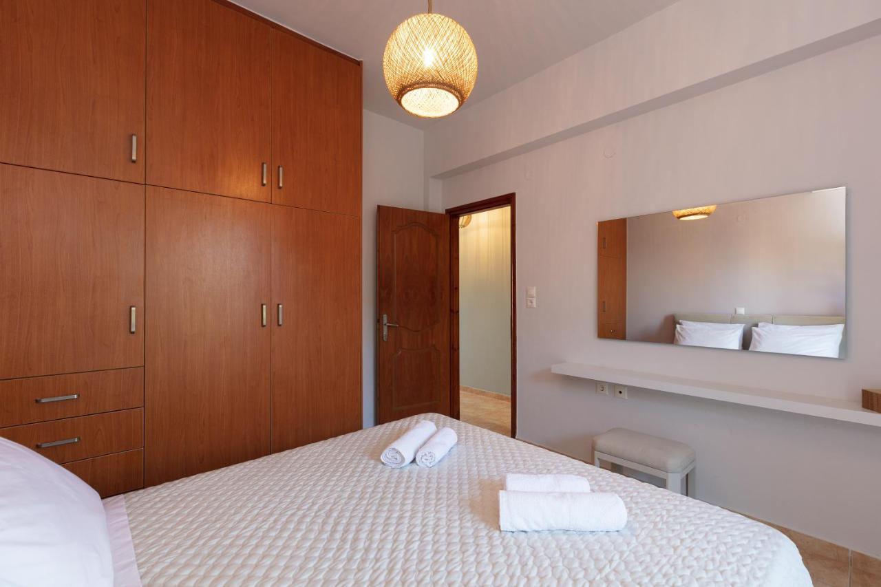 Aparthotel Pietra Di Mare Petres  Zewnętrze zdjęcie