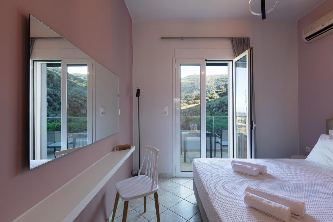 Aparthotel Pietra Di Mare Petres  Zewnętrze zdjęcie