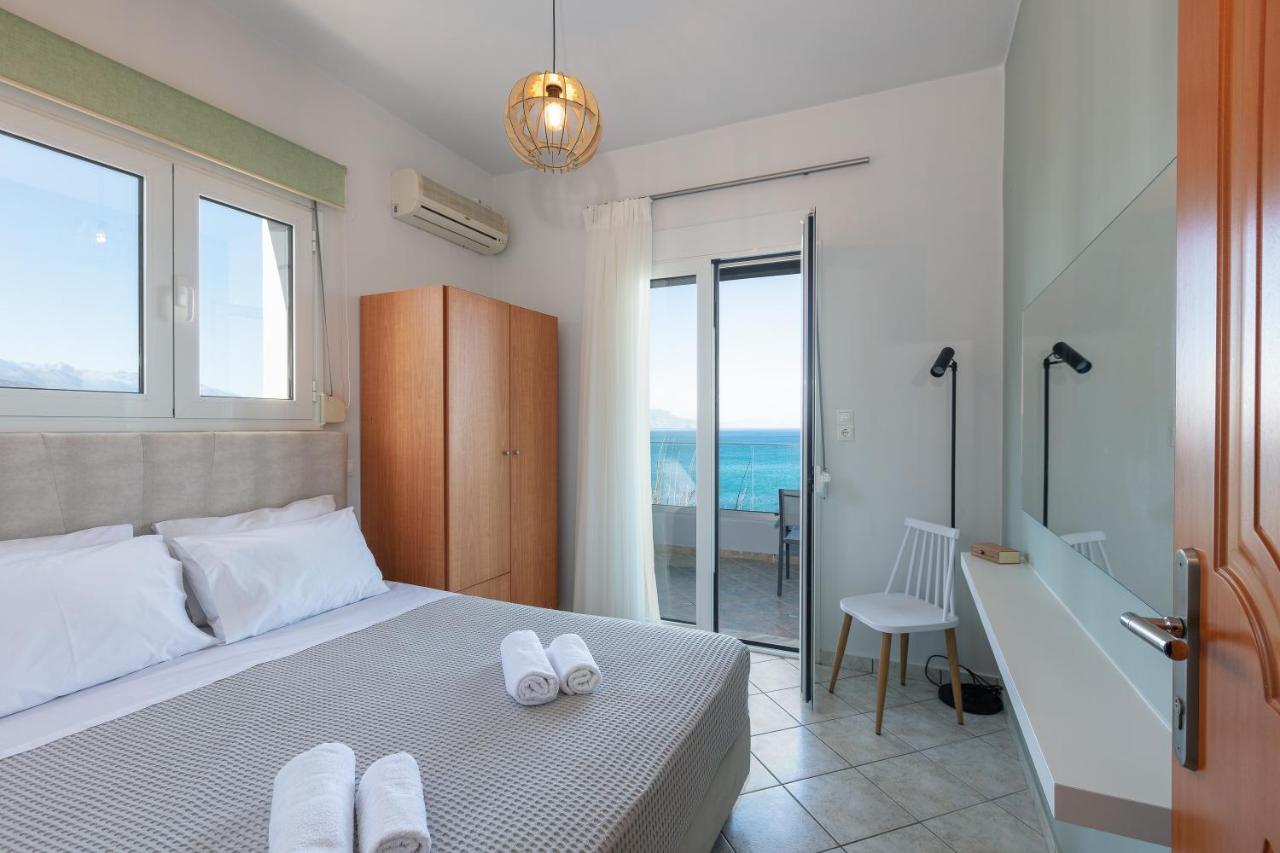 Aparthotel Pietra Di Mare Petres  Zewnętrze zdjęcie