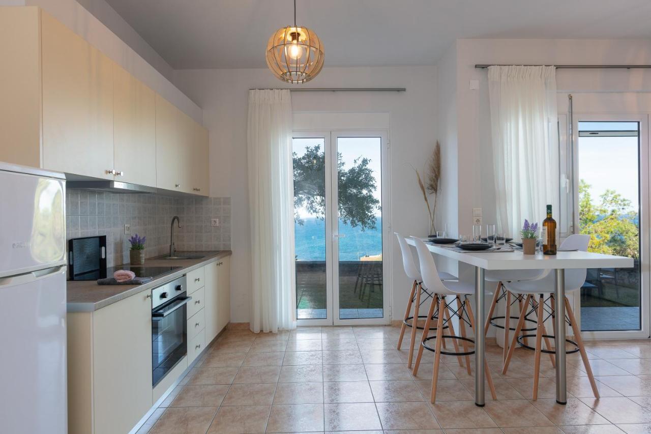 Aparthotel Pietra Di Mare Petres  Zewnętrze zdjęcie