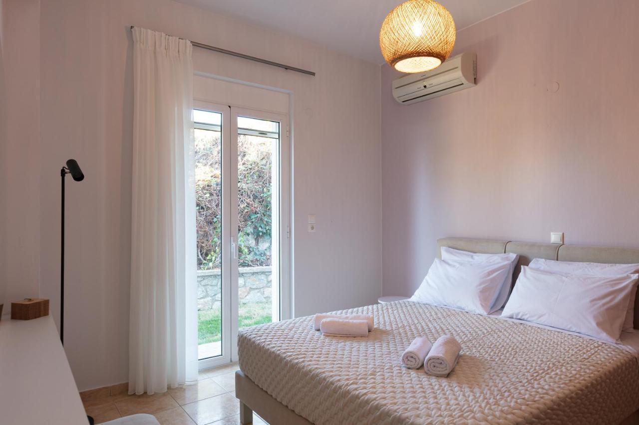 Aparthotel Pietra Di Mare Petres  Zewnętrze zdjęcie